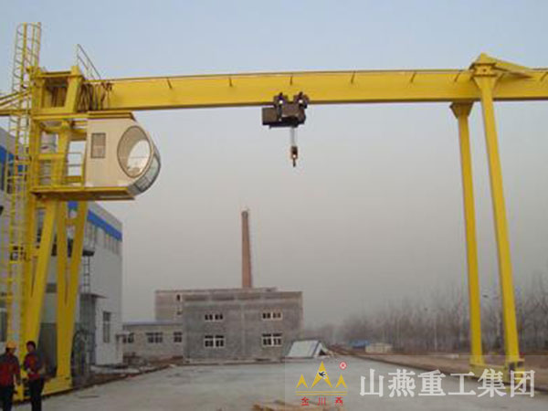 龍門(mén)起重機(jī)有哪些類(lèi)型？主要用途和特征是什么？